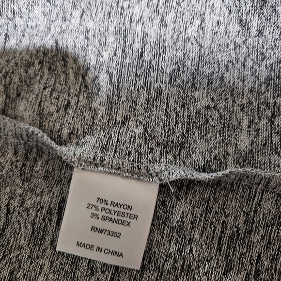 NEW It's Our Time Gray Open Cardigan Sweater Medium - Picture 4 of 7